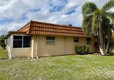 293 Seville M Delray Beach FL 33446