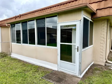 293 Seville M Delray Beach FL 33446