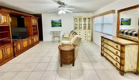 293 Seville M Delray Beach FL 33446