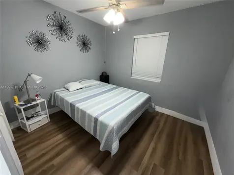 100 NE 171st Terrace Miami FL 33162