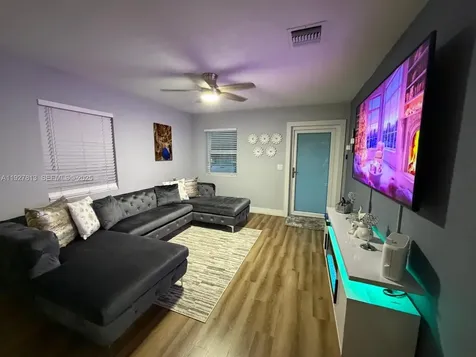 100 NE 171st Terrace Miami FL 33162
