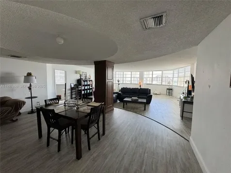 905 Brickell Bay Drive Miami FL 33131