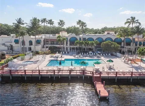 9431 Live Oak Place Davie FL 33324