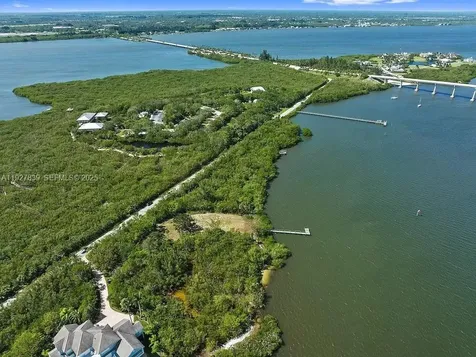 250 Live Oak Drive Vero Beach FL 32963