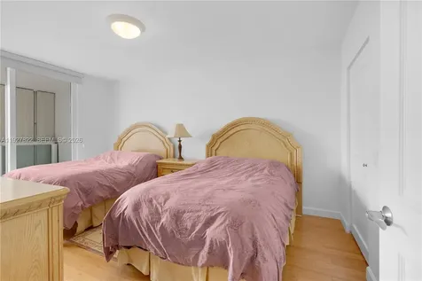 21055 Yacht Club Drive Aventura FL 33180