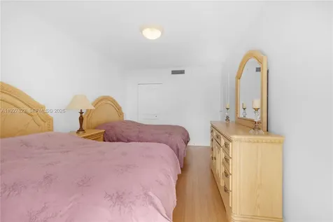 21055 Yacht Club Drive Aventura FL 33180