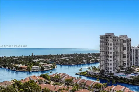 21055 Yacht Club Drive Aventura FL 33180