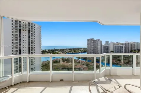21055 Yacht Club Drive Aventura FL 33180
