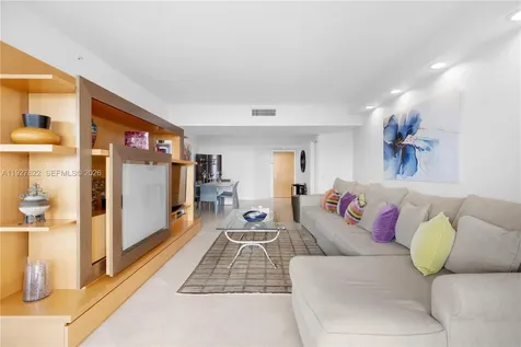 21055 Yacht Club Drive Aventura FL 33180