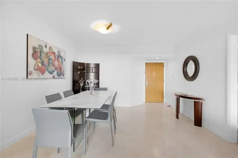 21055 Yacht Club Drive Aventura FL 33180