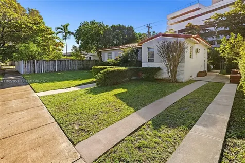 3310 SW 21st Street Miami FL 33145