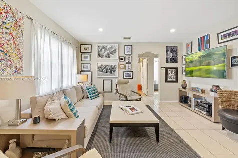 3310 SW 21st Street Miami FL 33145
