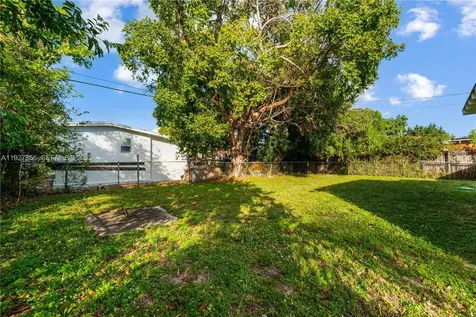 535 NW 117th Street Miami FL 33168