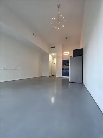253 NE 2nd Street Miami FL 33132