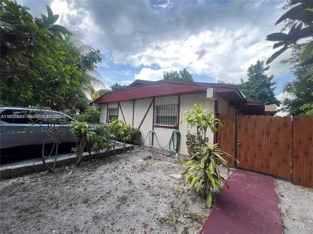 1581 NE 117 Street Miami FL 33161