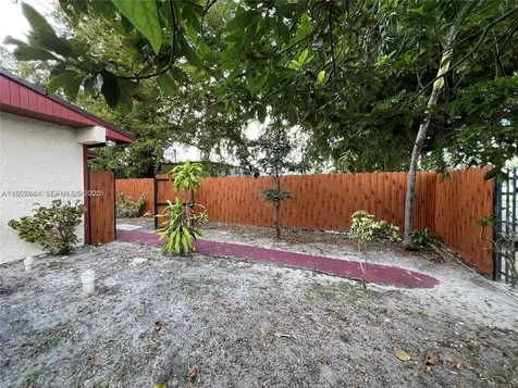 1581 NE 117 Street Miami FL 33161