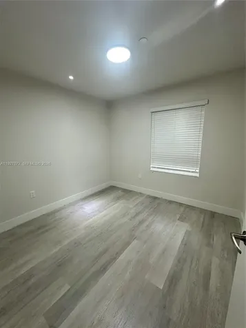 2555 NE 193rd Street Miami FL 33180