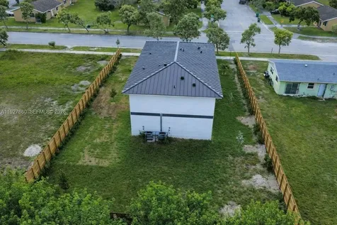722 NW 6 Court Florida City FL 33034