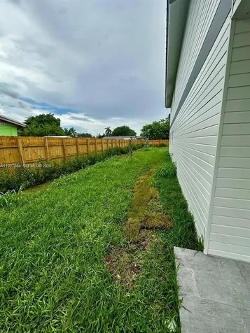 722 NW 6 Court Florida City FL 33034