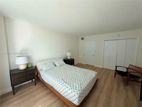 5151 Collins Avenue Miami Beach FL 33140