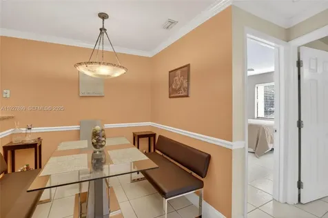 10121 NW 33rd Street Sunrise FL 33351