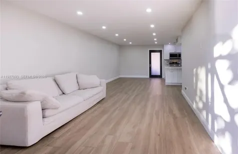 6855 Edgewater Drive Coral Gables FL 33133