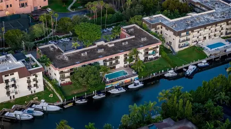 6855 Edgewater Drive Coral Gables FL 33133