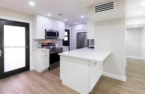 6855 Edgewater Drive Coral Gables FL 33133