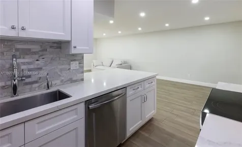6855 Edgewater Drive Coral Gables FL 33133