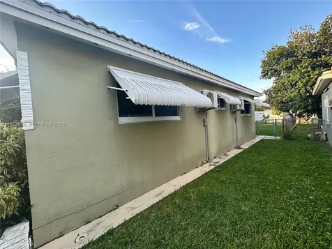 1915 Mayo Street Hollywood FL 33020