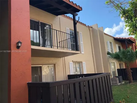 10744 N Kendall Drive Miami FL 33176