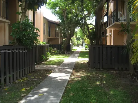 10744 N Kendall Drive Miami FL 33176