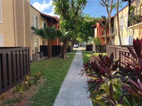 10744 N Kendall Drive Miami FL 33176