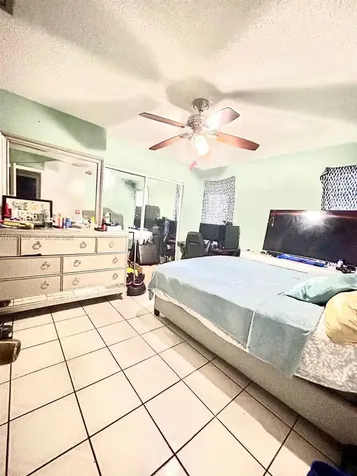 598 SW 121st Avenue Miami FL 33184
