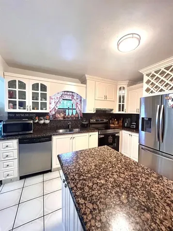 598 SW 121st Avenue Miami FL 33184