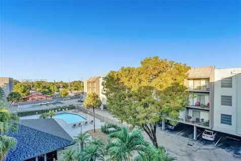1595 NE 135th Street North Miami FL 33161