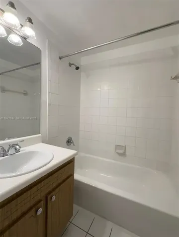 1595 NE 135th Street North Miami FL 33161