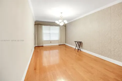 1101 SW 102nd Court Miami FL 33174