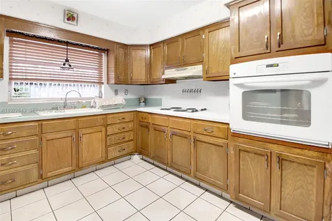 1101 SW 102nd Court Miami FL 33174