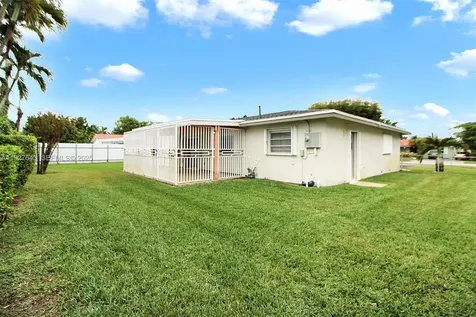 1101 SW 102nd Court Miami FL 33174