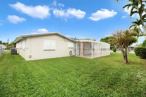 1101 SW 102nd Court Miami FL 33174