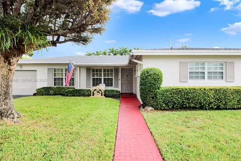 1101 SW 102nd Court Miami FL 33174