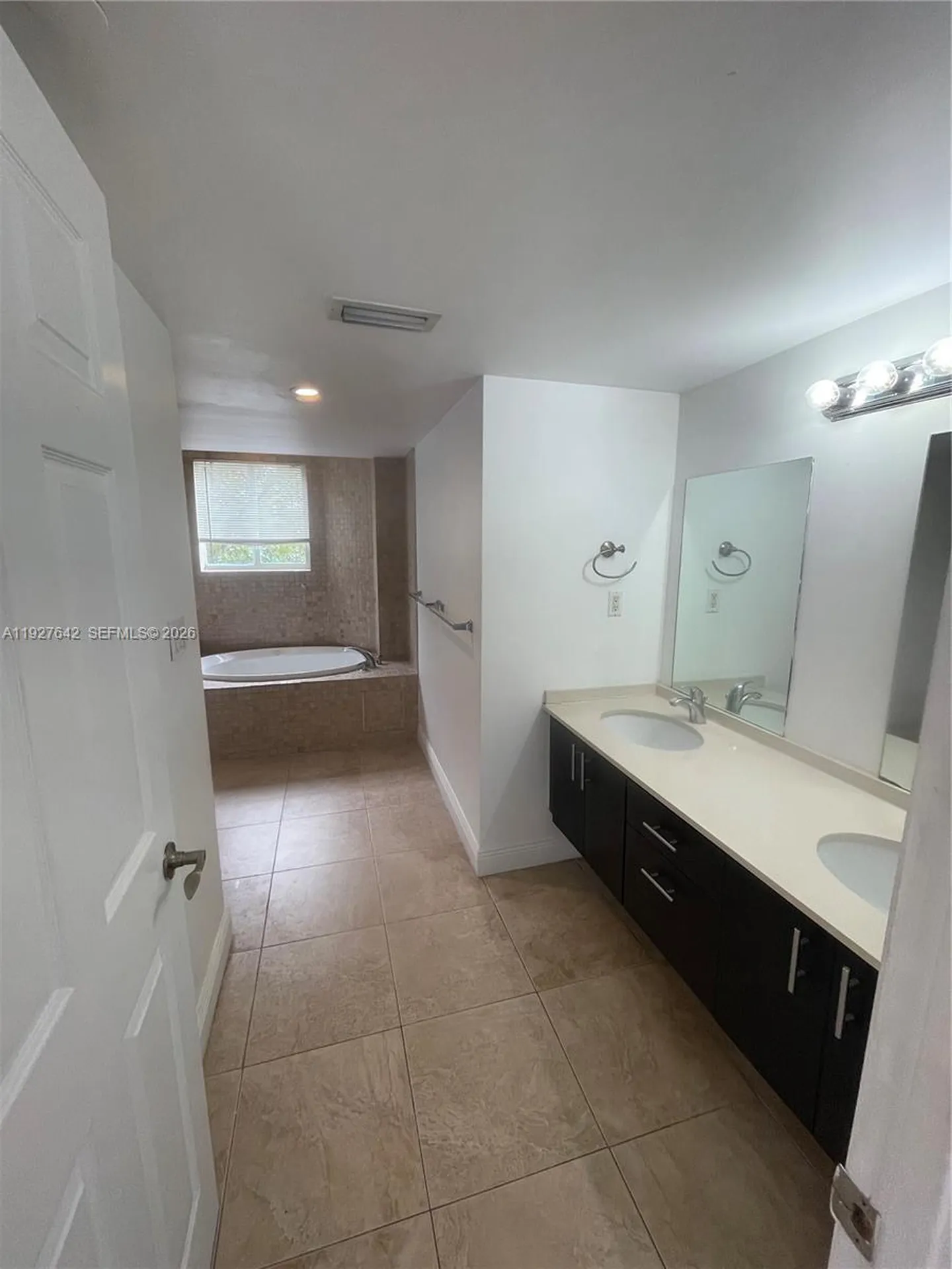 1658 Hayes Street Hollywood FL 33020
