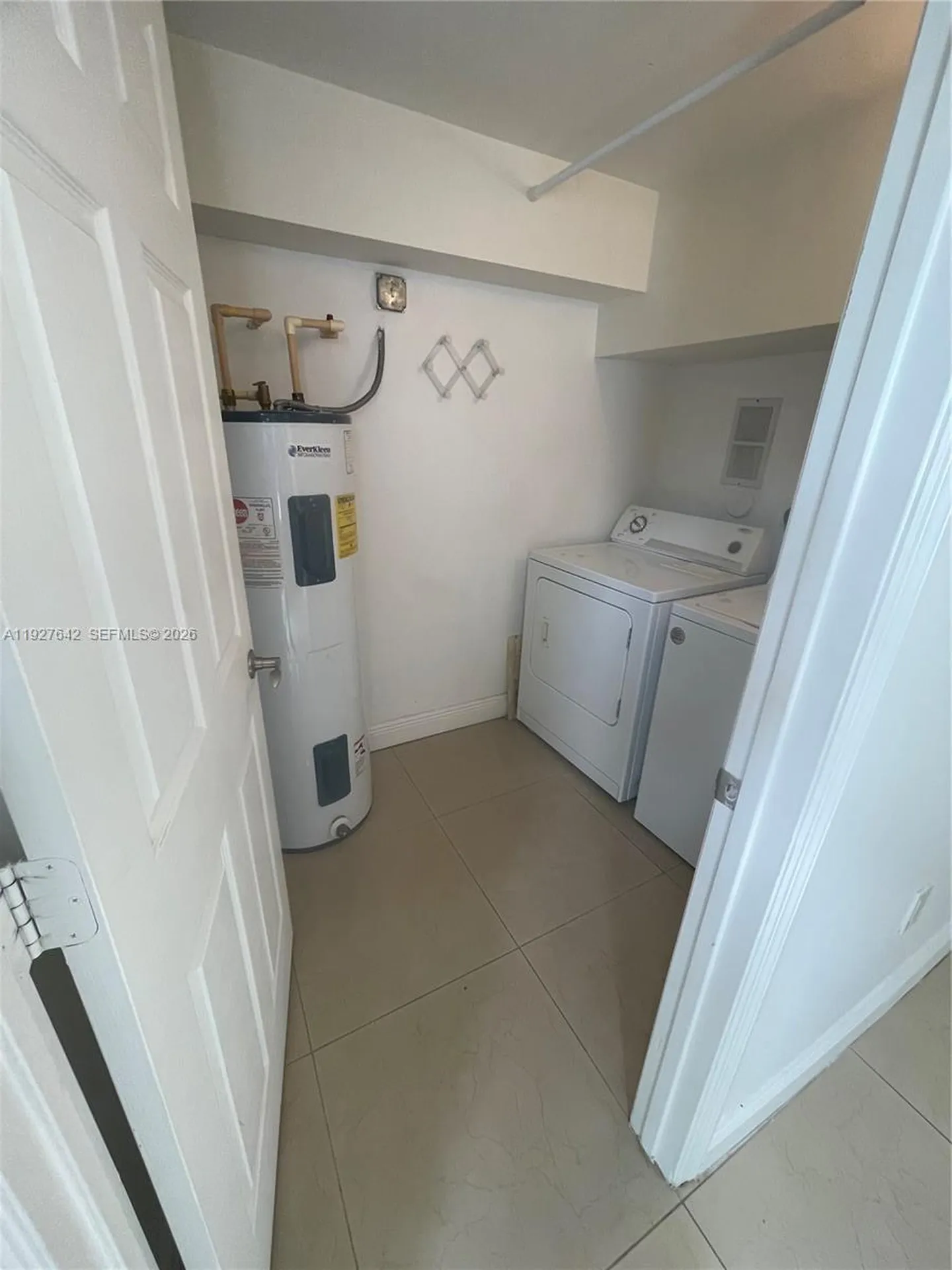 1658 Hayes Street Hollywood FL 33020