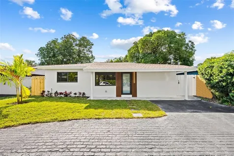 230 NE 43rd Street Oakland Park FL 33334