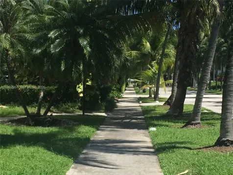255 Sunrise Drive Key Biscayne FL 33149
