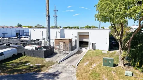 5261 NW 161st Street Miami Gardens FL 33014