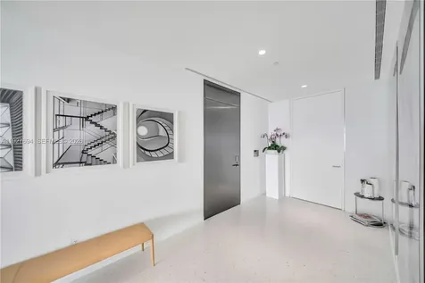 3315 Collins Avenue Miami Beach FL 33140