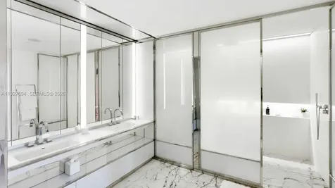 3315 Collins Avenue Miami Beach FL 33140
