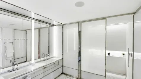 3315 Collins Avenue Miami Beach FL 33140